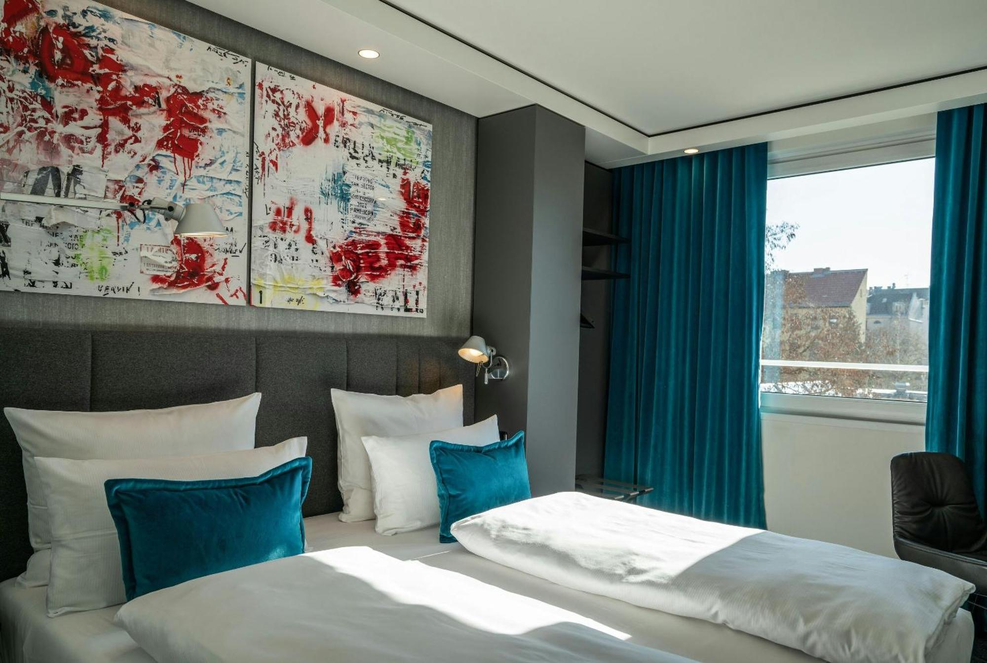 Motel One Berlin-Mitte — Photos 2